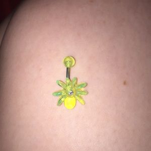 Green Halloween spider belly ring